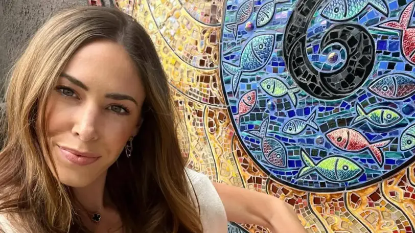 Instagram/@jasminemooney