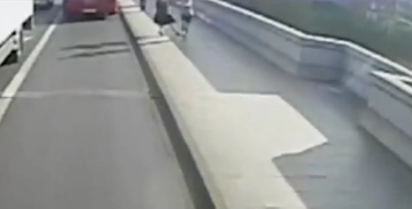 Bus driver Oliver Salbris previously said he was forced to swerve to avoid hitting the woman (Metropolitan Police)