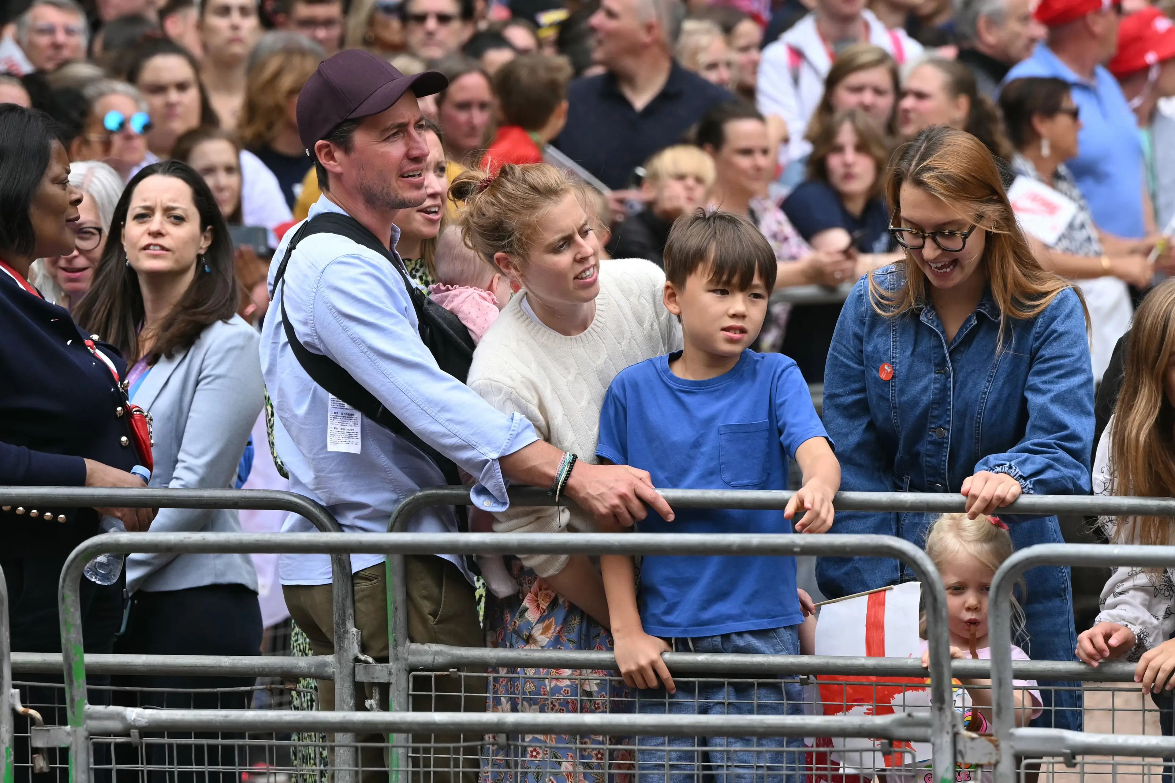 The couple took their children out to watch the Lionesses victory parade in London (JUSTIN TALLIS/AFP via Getty Images)
