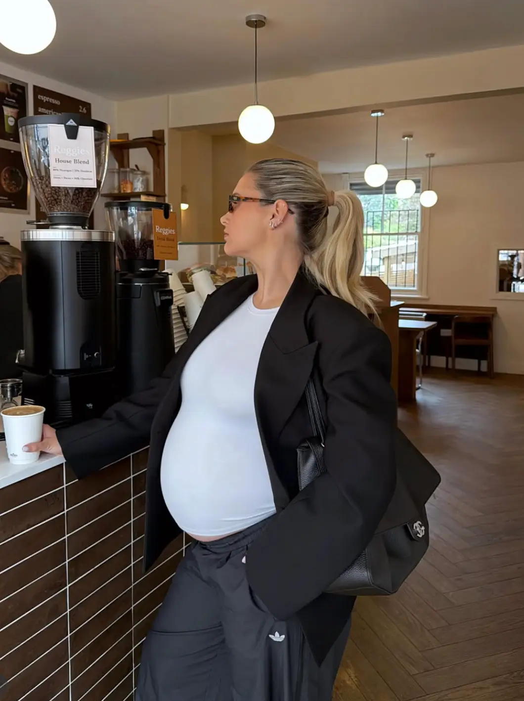 The star is currently 37 weeks pregnant (Instagram/@mollymae)