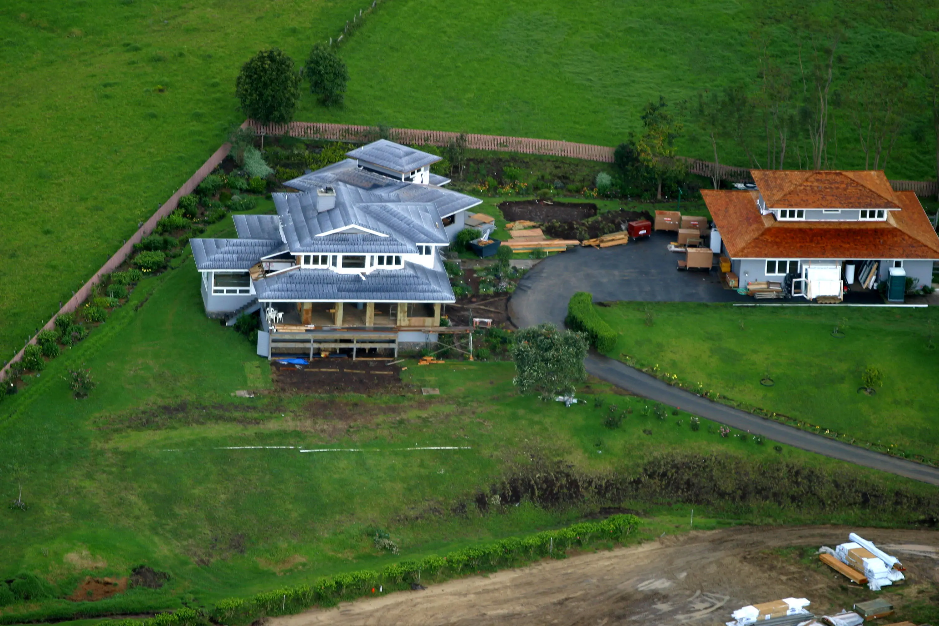 Oprah's team denied closing the road (Erik Aeder/Getty Images)