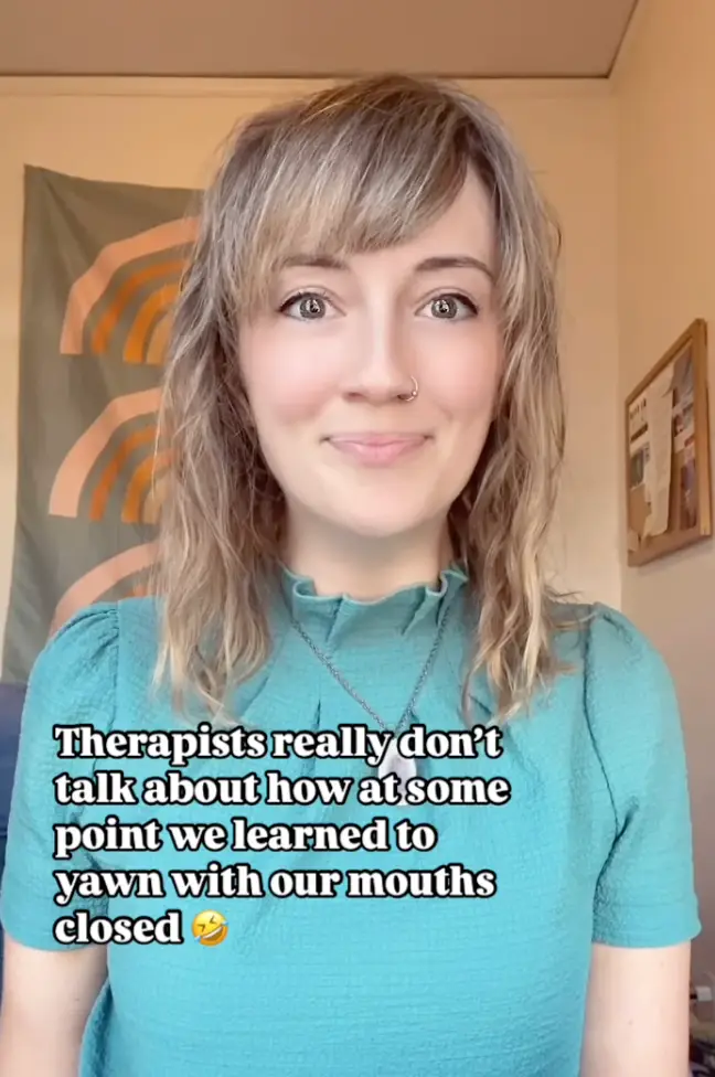 A therapist has explained the one thing they always do (Instagram/@averythe_therapist)