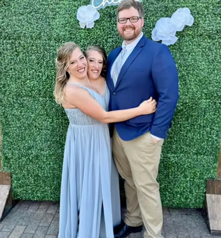 Abby got married to her now-husband Josh Bowling back in 2021 (TikTok/@abbyandbrittanyhensel)