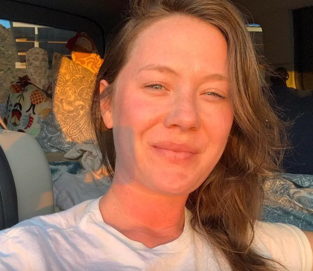 E.A. explained she moved from Los Angeles to Sacramento (Instagram/@eahanks)