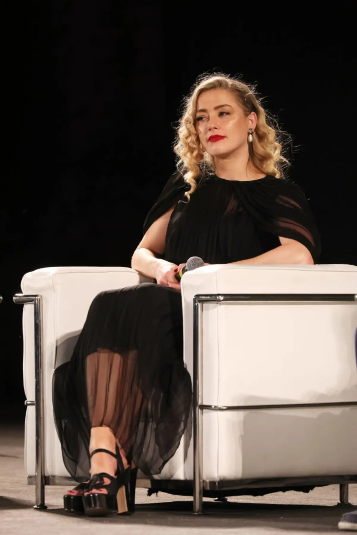 Amber Heard says social media can be 'destructive' (Ernesto Ruscio/Getty Images)