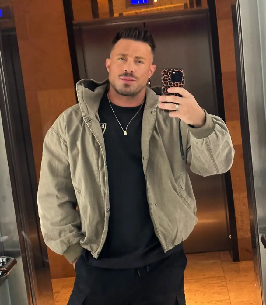 Blue singer, Duncan James, opened up about joining the Mile High Club (Instagram/@mrduncanjames)