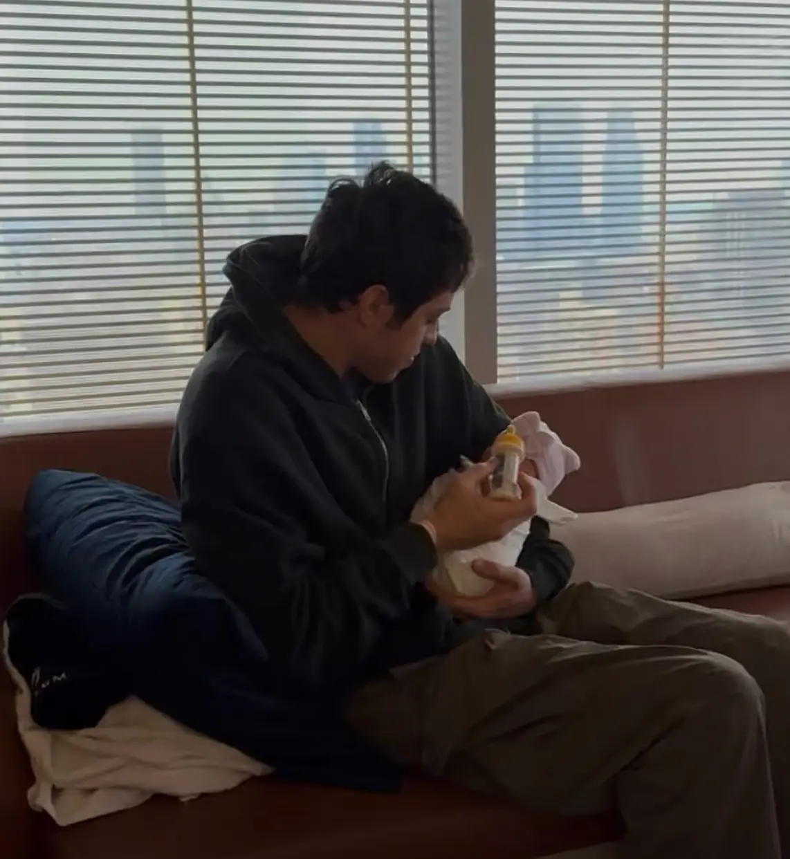 The couple shared the adorable moniker they chose for their baby girl (Instagram/@elsie)