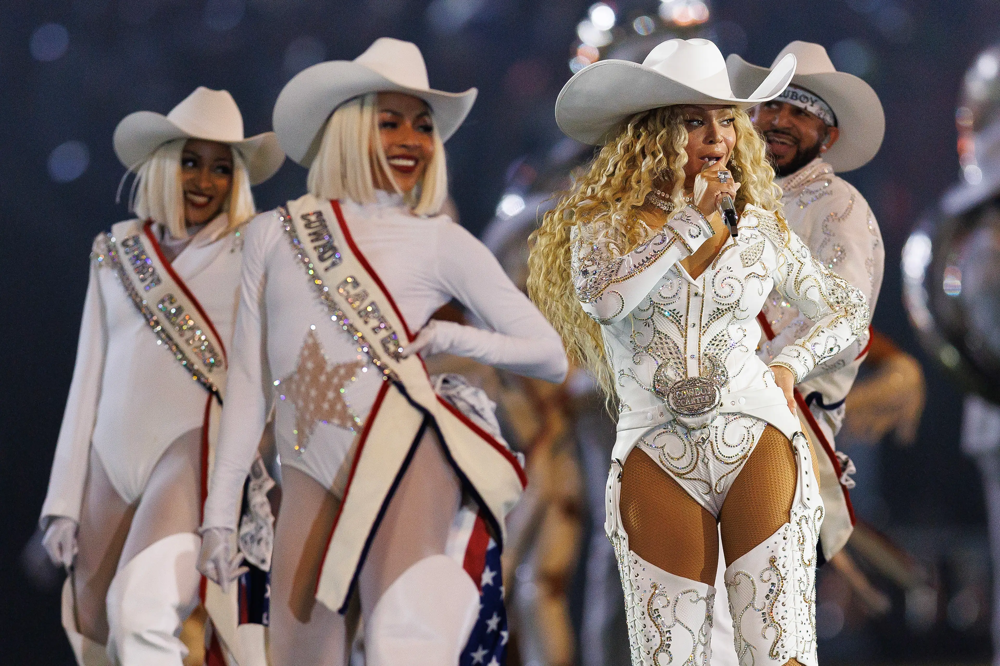 Beyoncé performed at half-time (Brooke Sutton/Getty Images)