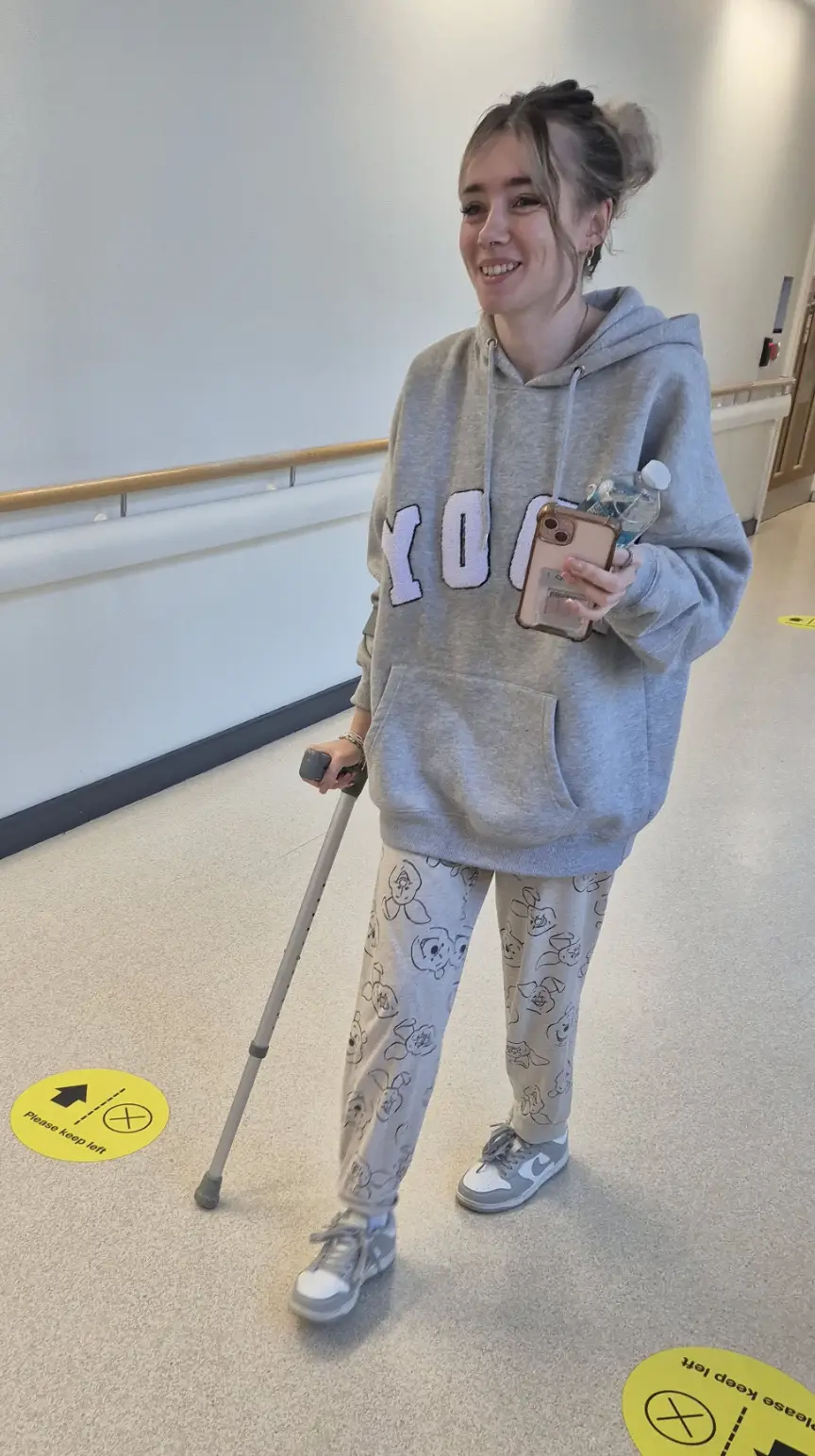 Despite her sister being ill, Tazmin continued to vape as she 'never believed' it would make her ill. (Kennedy News)