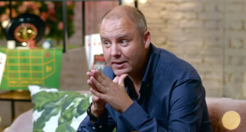 Simon has been talking about the controversial wedding all these years later.