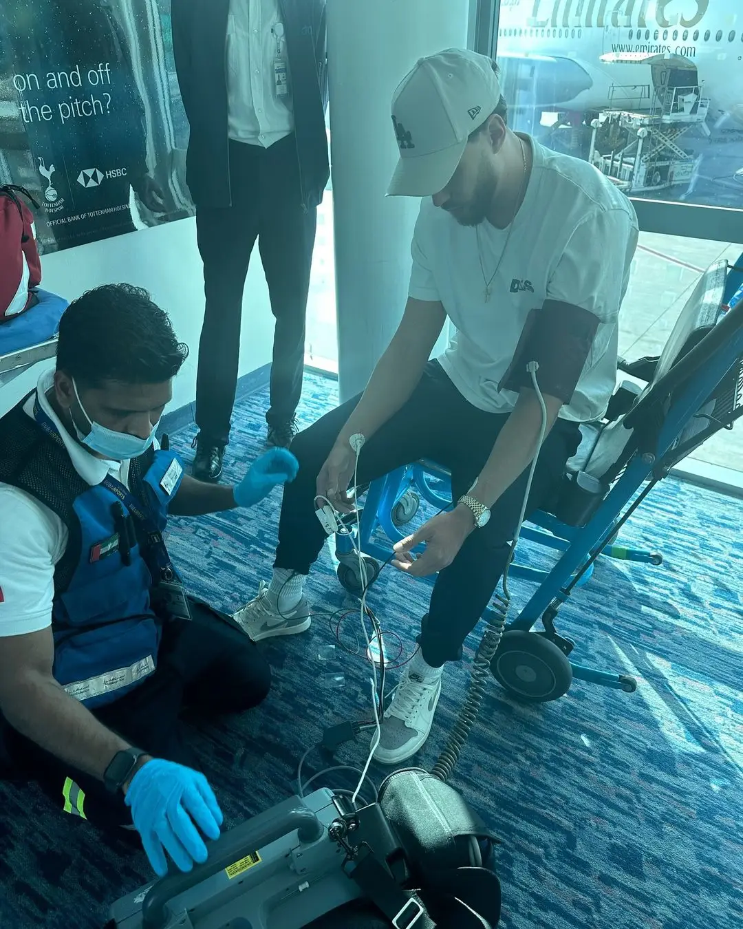 He demanded more care from Emirates airline. (Instagram/@_jackfowler_)