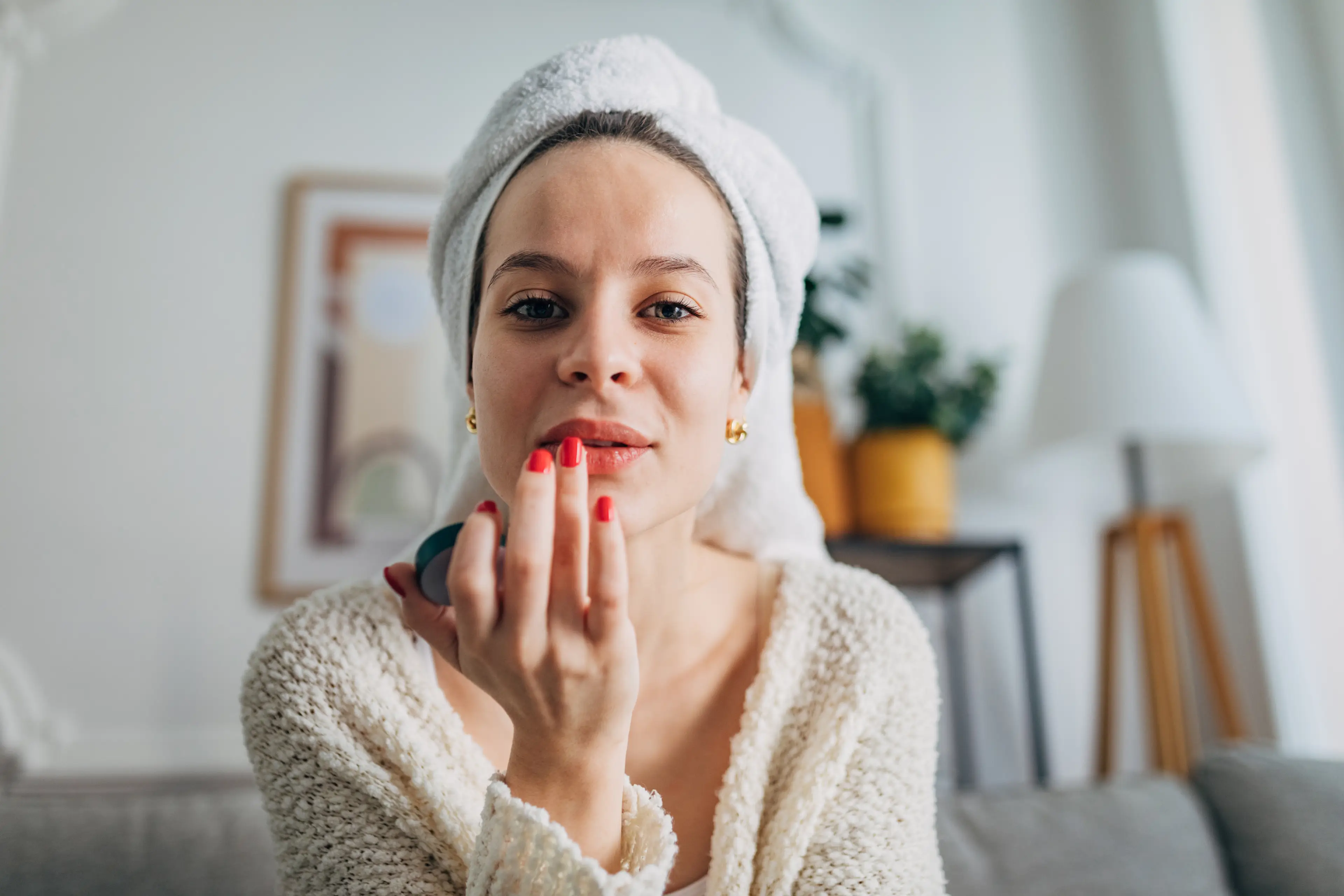 Apparently, we've been applying Vaseline wrong this whole time. (Hirung/Getty)