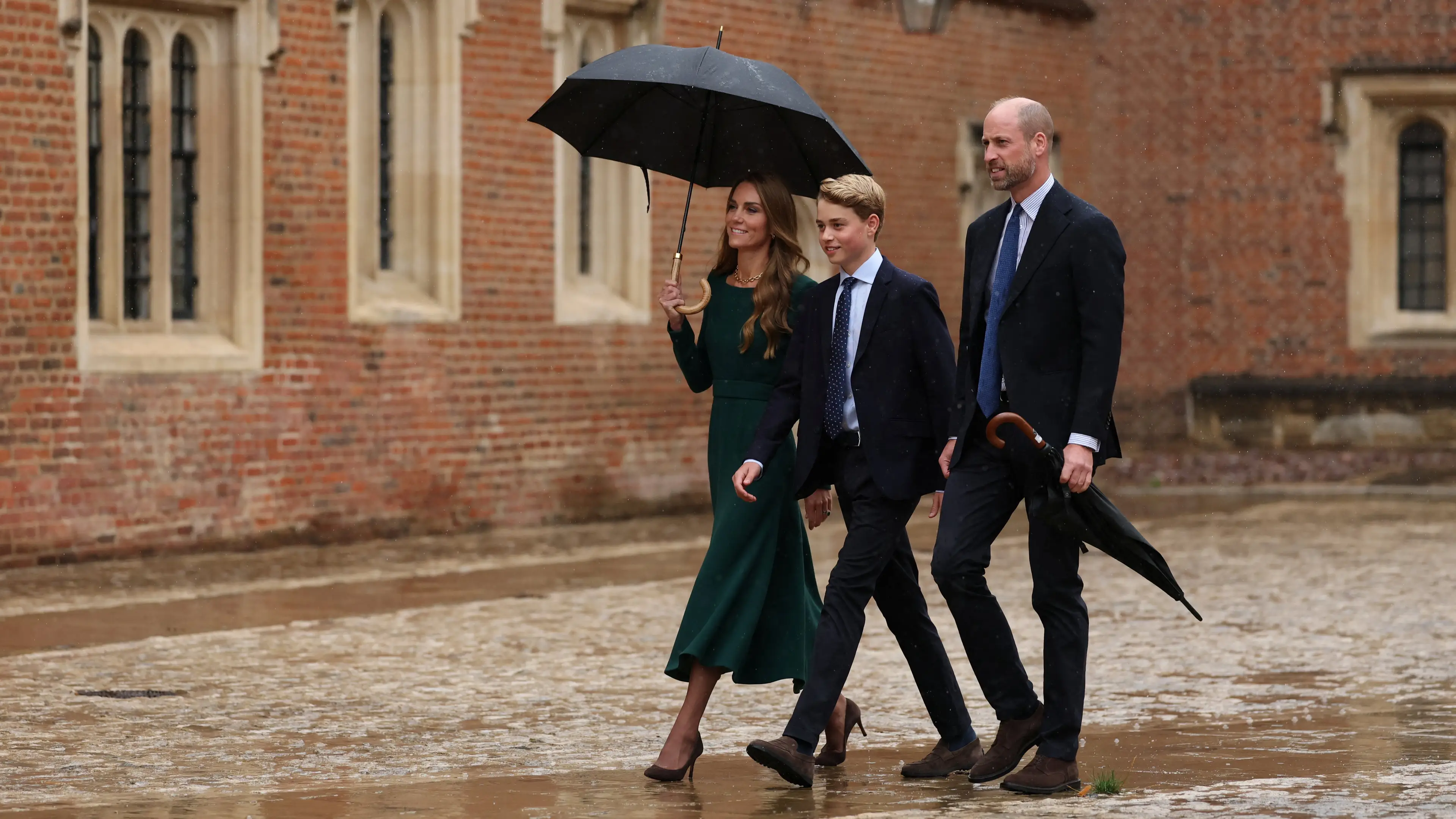 Adrian DENNIS / POOL / AFP via Getty Images