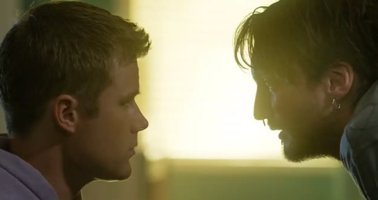 The MRI machine leads to the death of both Bobby and Erik (Warner Bros. Pictures)