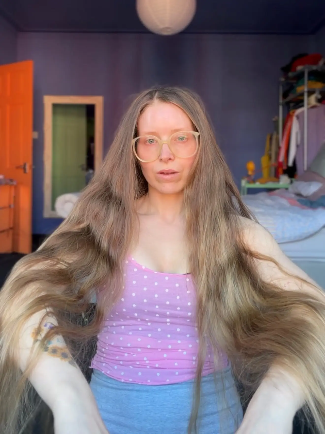 The mum-of-four now makes more money via OnlyFans than she did through acting (Instagram/@jessiecave)