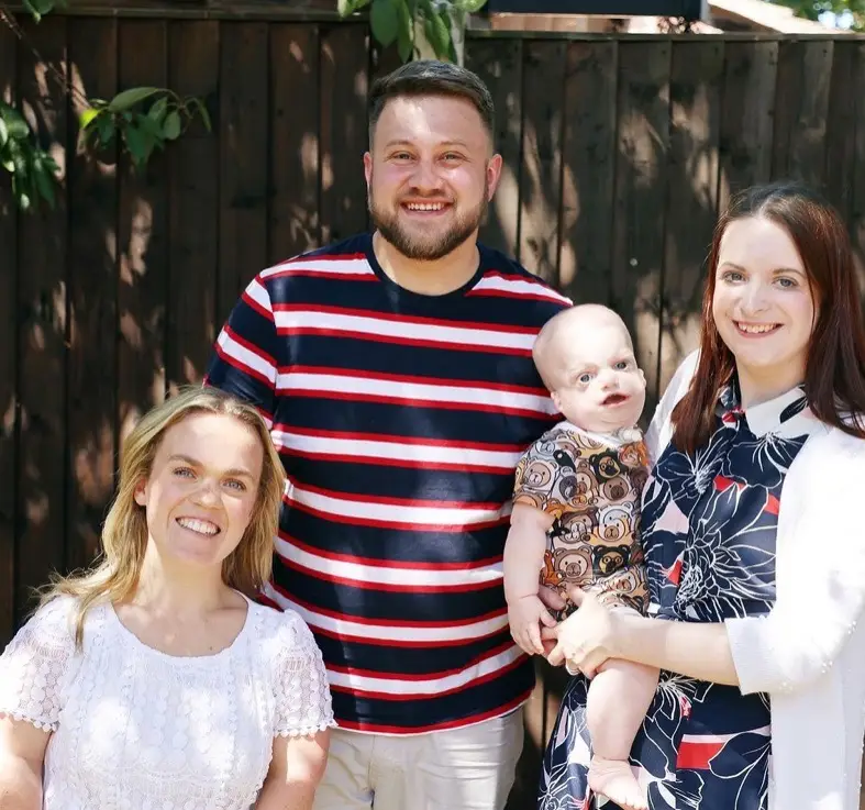 Paralympic champion Ellie Simmonds OBE has thanked fans for supporting her journey to reunite her with birth mum.