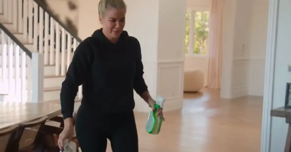 Scott made some pretty flirty comments towards Khloe. (