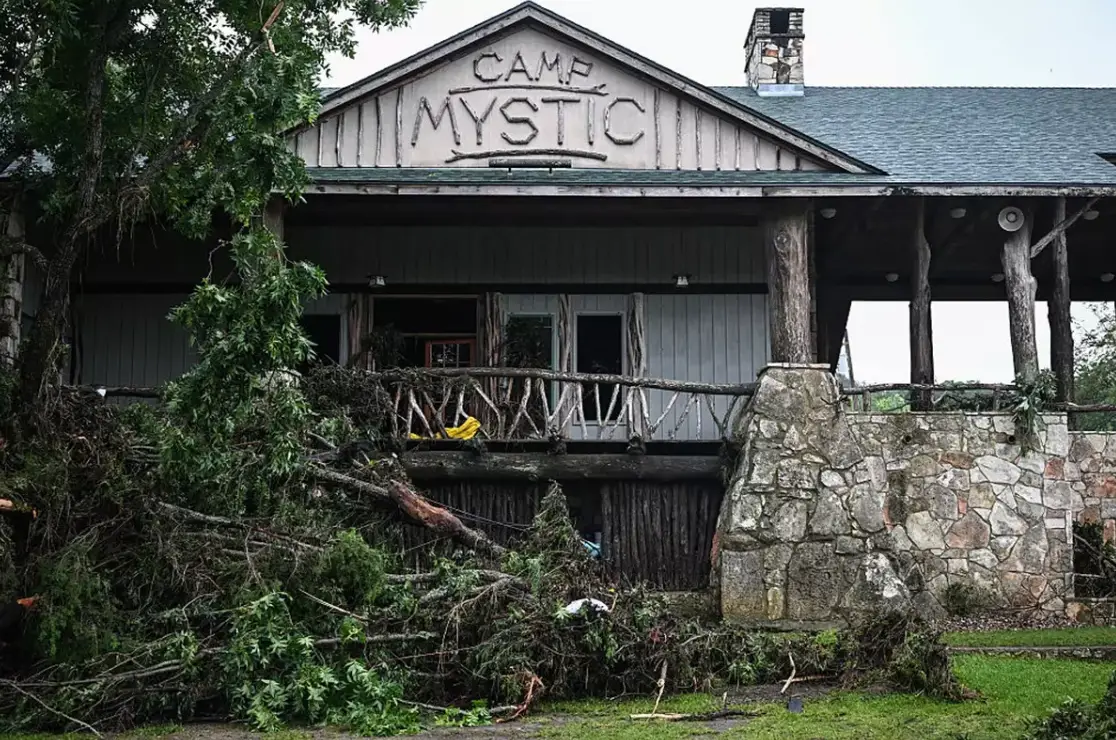 27 people are confirmed to have died at Christian all-girls summer camp, Camp Mystic (RONALDO SCHEMIDT/ Getty Images)
