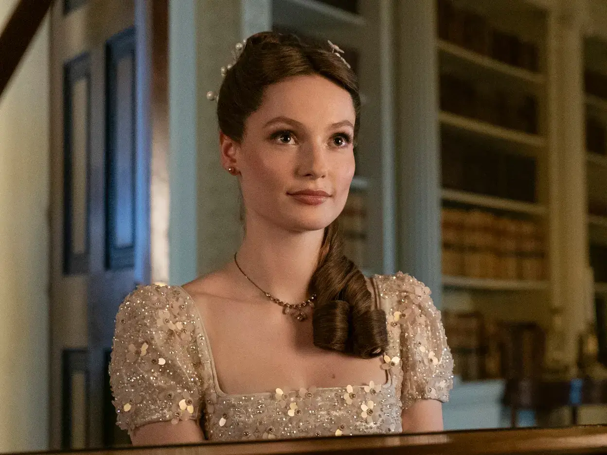 Bridgerton's author, Julia Quinn, shared an update with fans about season 4's storyline. (Netflix)