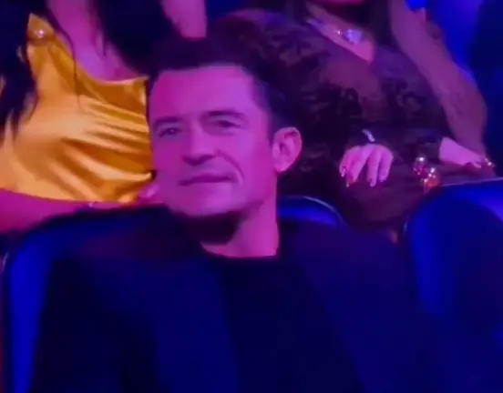 Fans were in stitches as Orlando appeared to struggle with the lyrics (MTV)