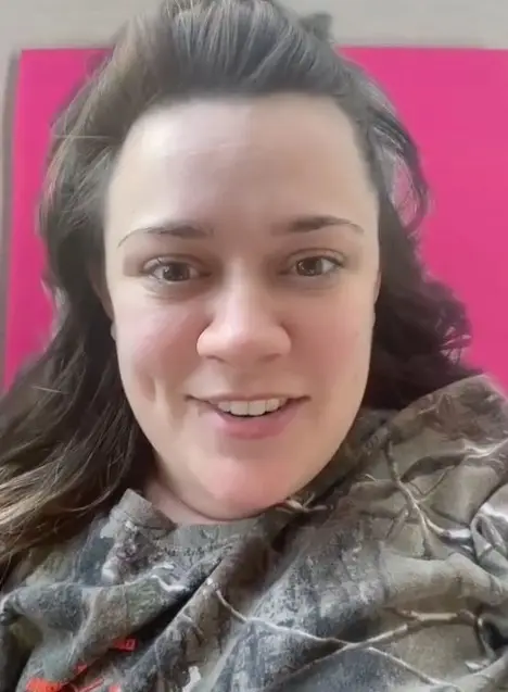 TikToker Alexis Neiers Hinge date got off to a strange start before they ever met.