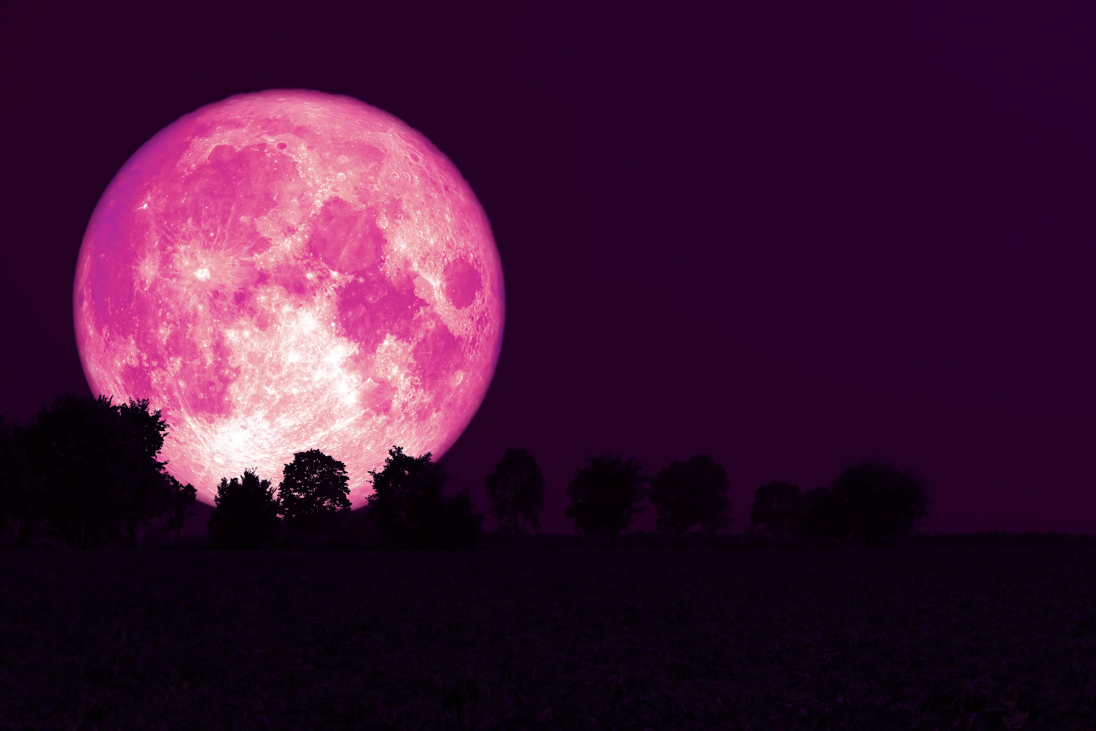 This Full Moon will prove particularly prosperous for some signs. (Chayanan/Getty)