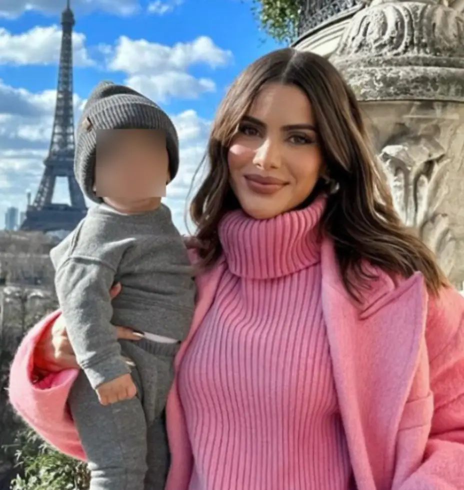 The balcony picture has been criticised heavily online.