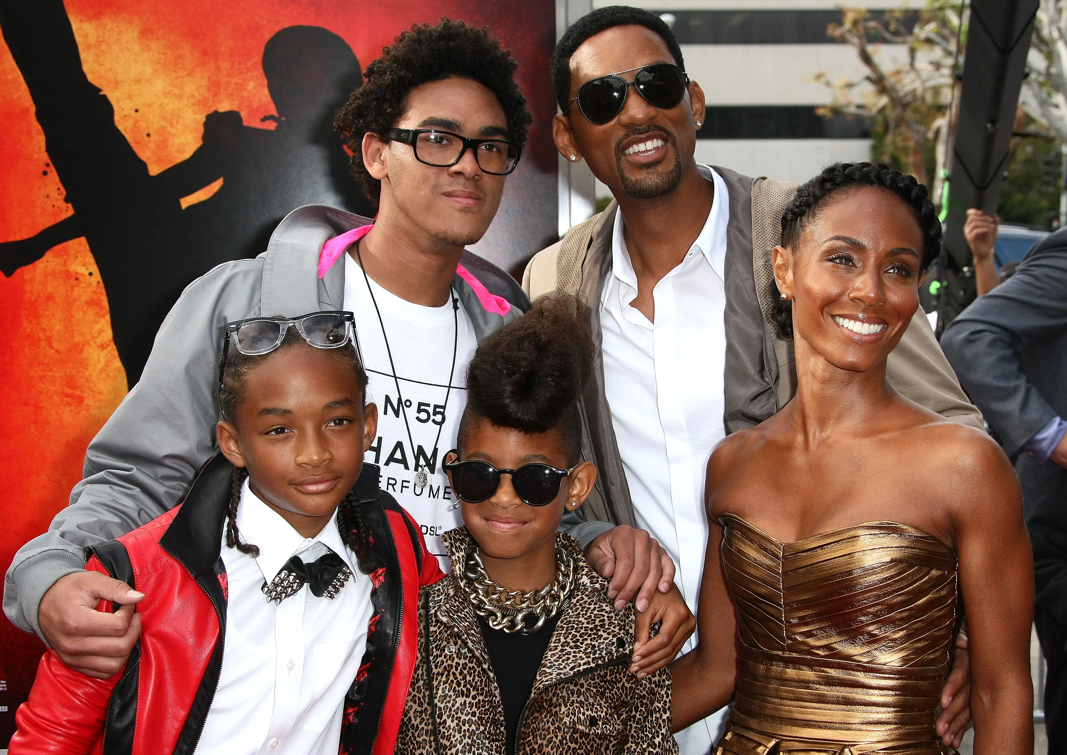 The family attends the premiere of The Karate Kid starring Jaden. (