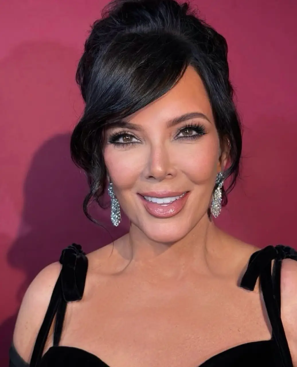 Kris Jenner's facelift went viral in 2025 (Instagram/@krisjenner)
