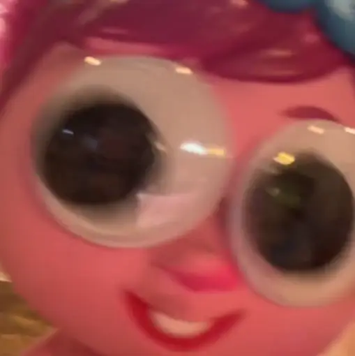 The doll has had new eyes since.