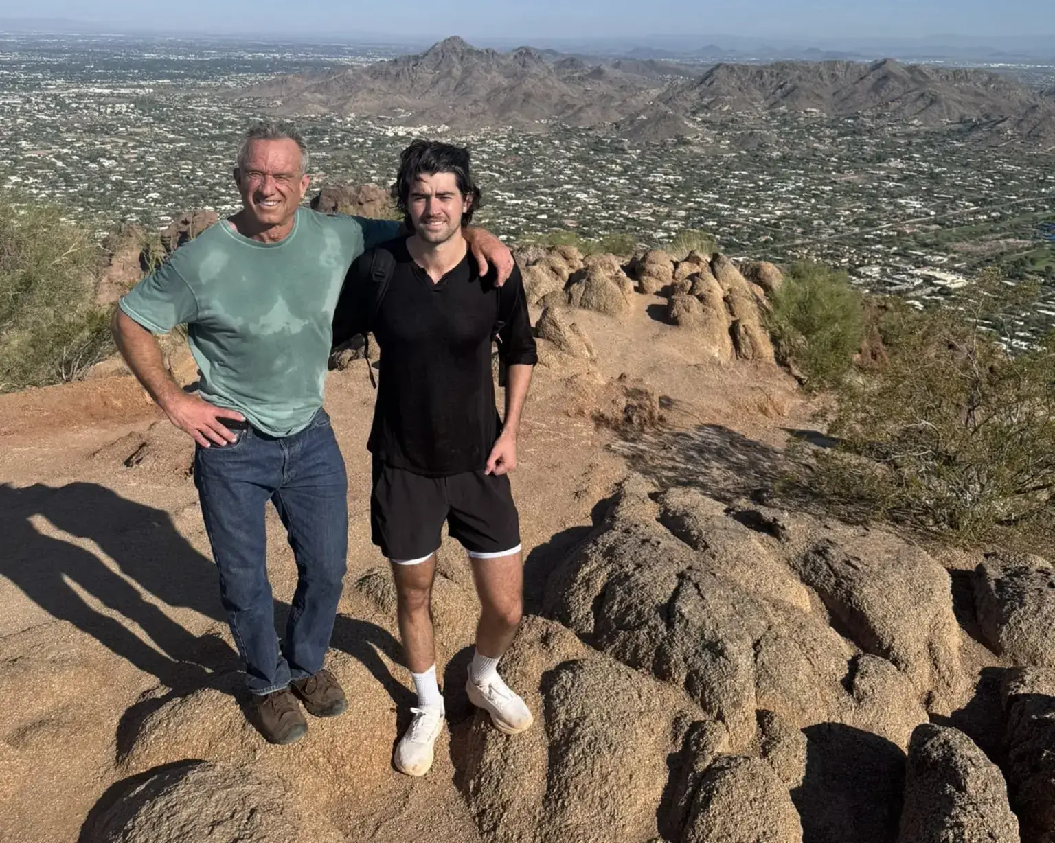 Some critics hit out over RFJ Jr. wearing jeans to hike in (Instagram/@robertfkennedyjr)