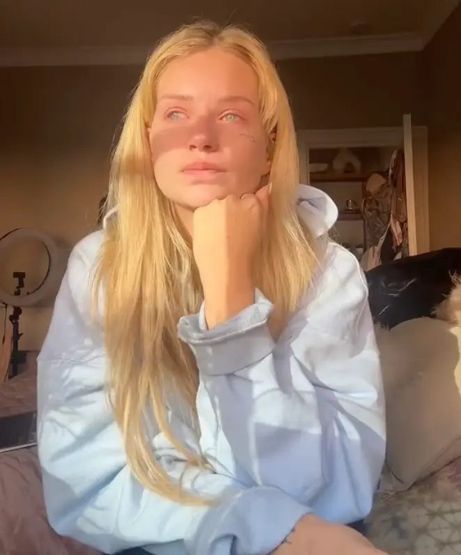 Lottie wondered if her followers could relate to her feelings.