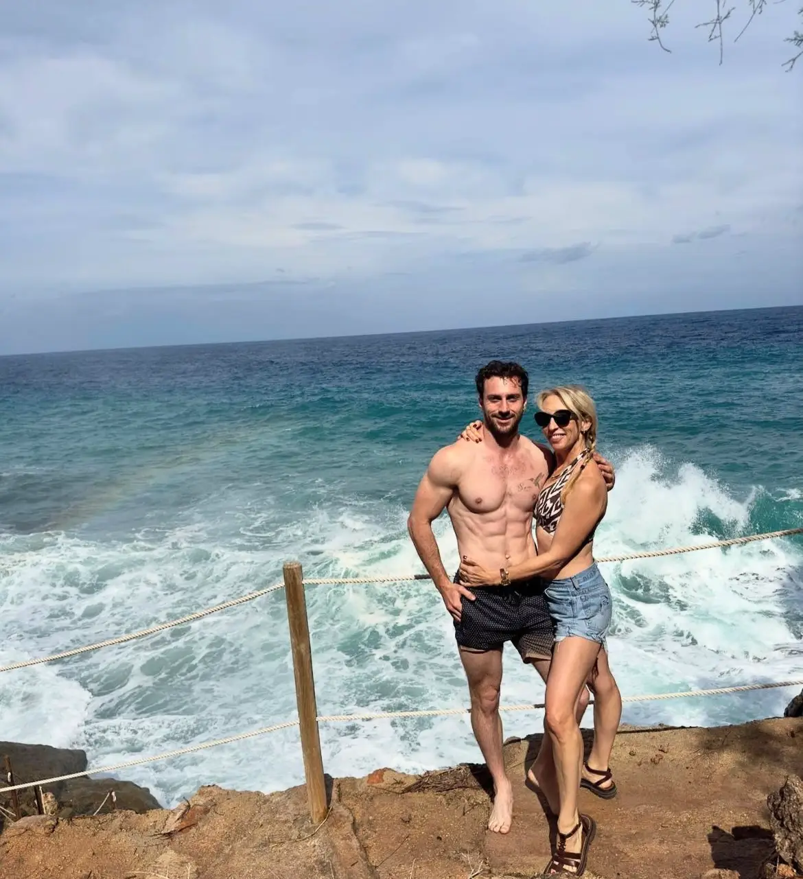 It seems Aaron is keen to dispel rumours with the cute new photos.