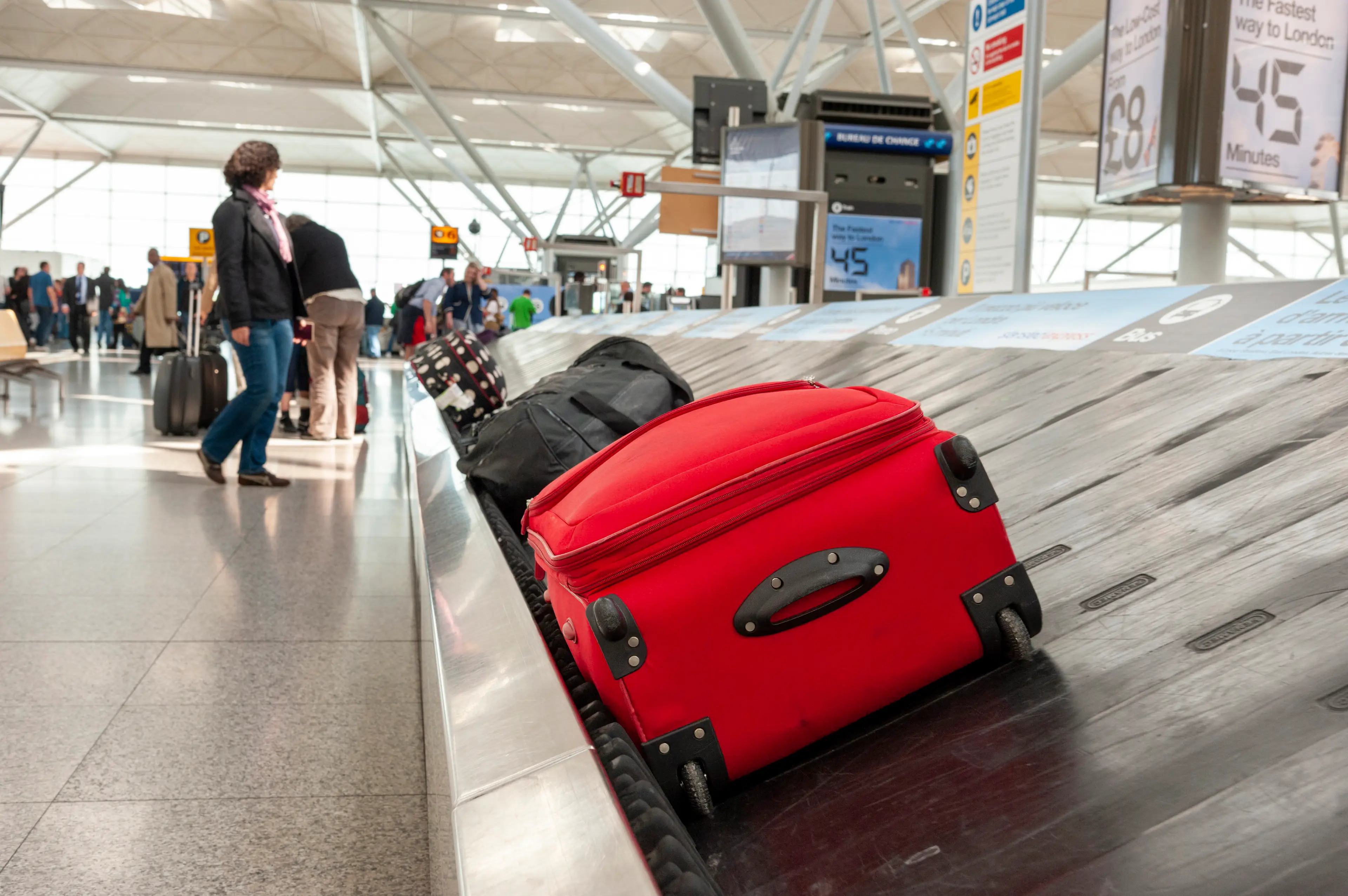 You can drop your bag off ahead of time at many airports. (Alex Segre/UCG/Universal Images Group via Getty Images)