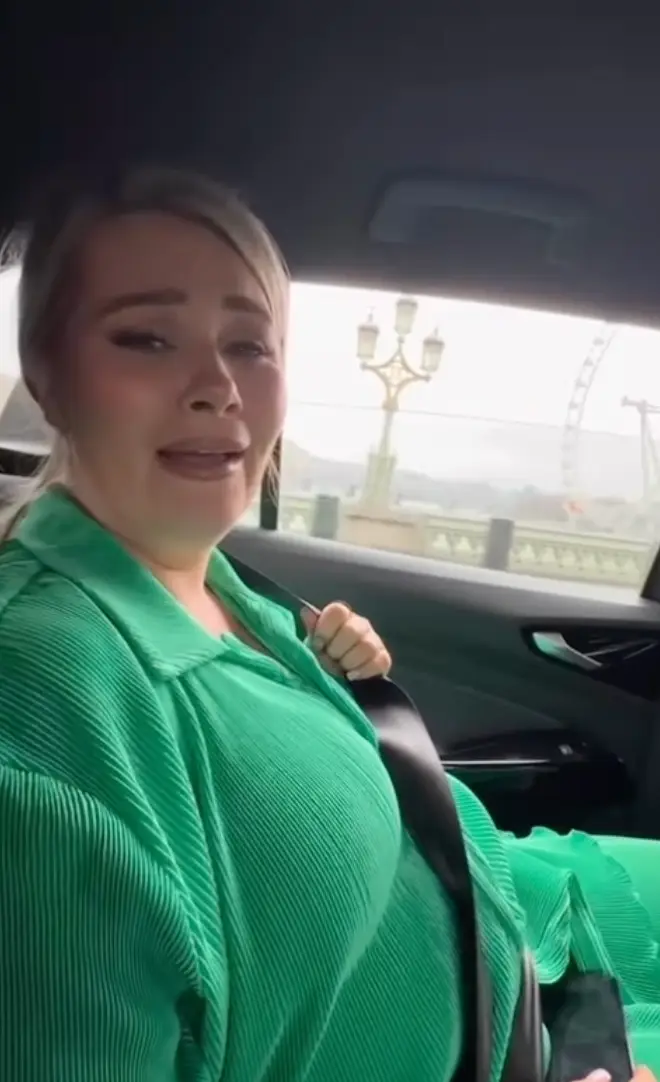 The TV star told fans she had been 'waiting for nature to do it’s thang'.