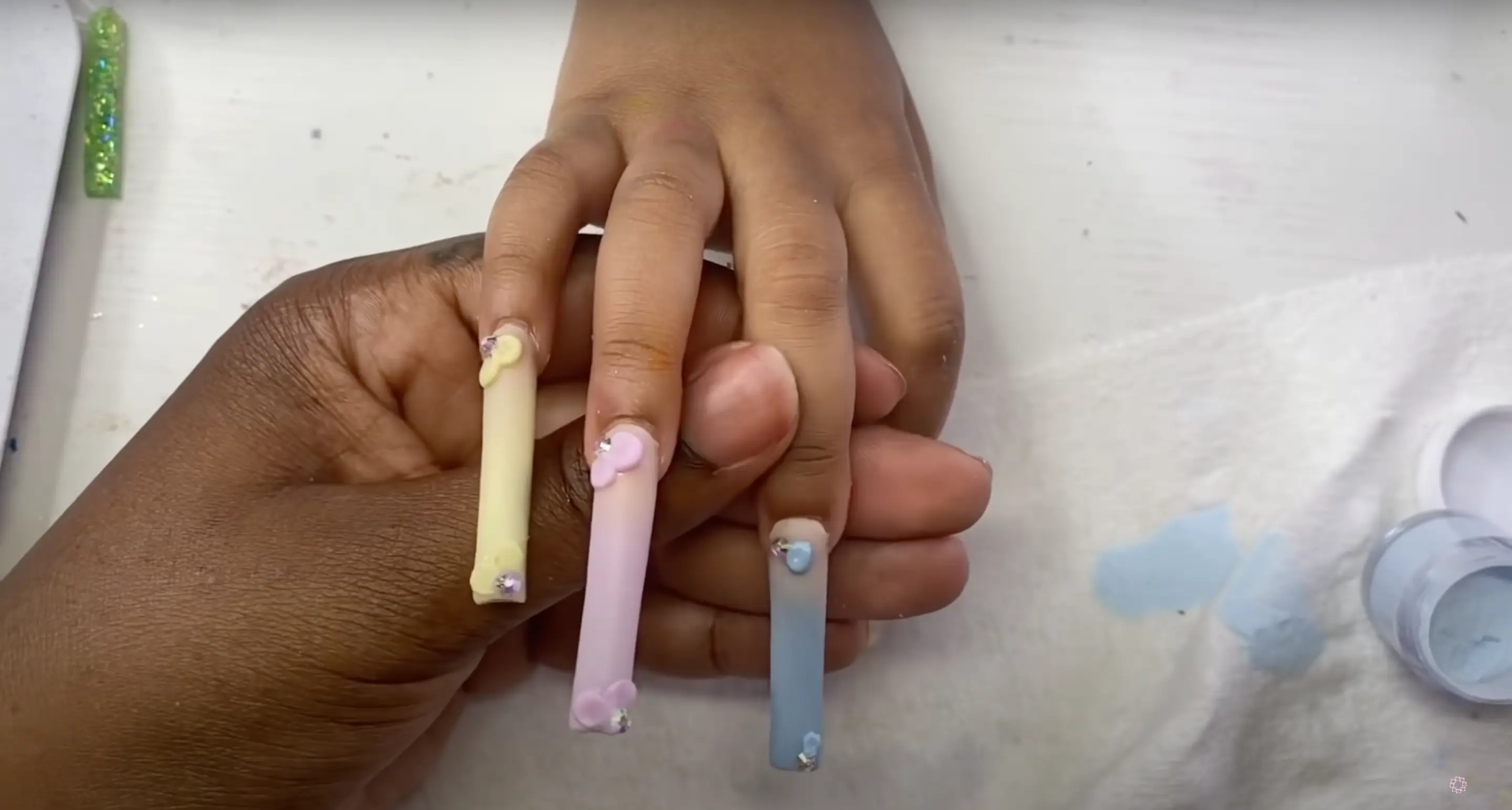 Just AsiaJJ calls it 'bonding time' with her daughters.