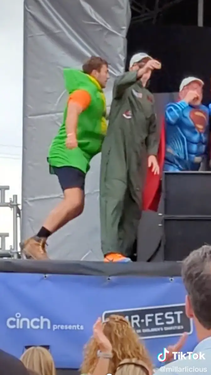 Love Island fans were baffled by Curtis' antics in a pea costume.