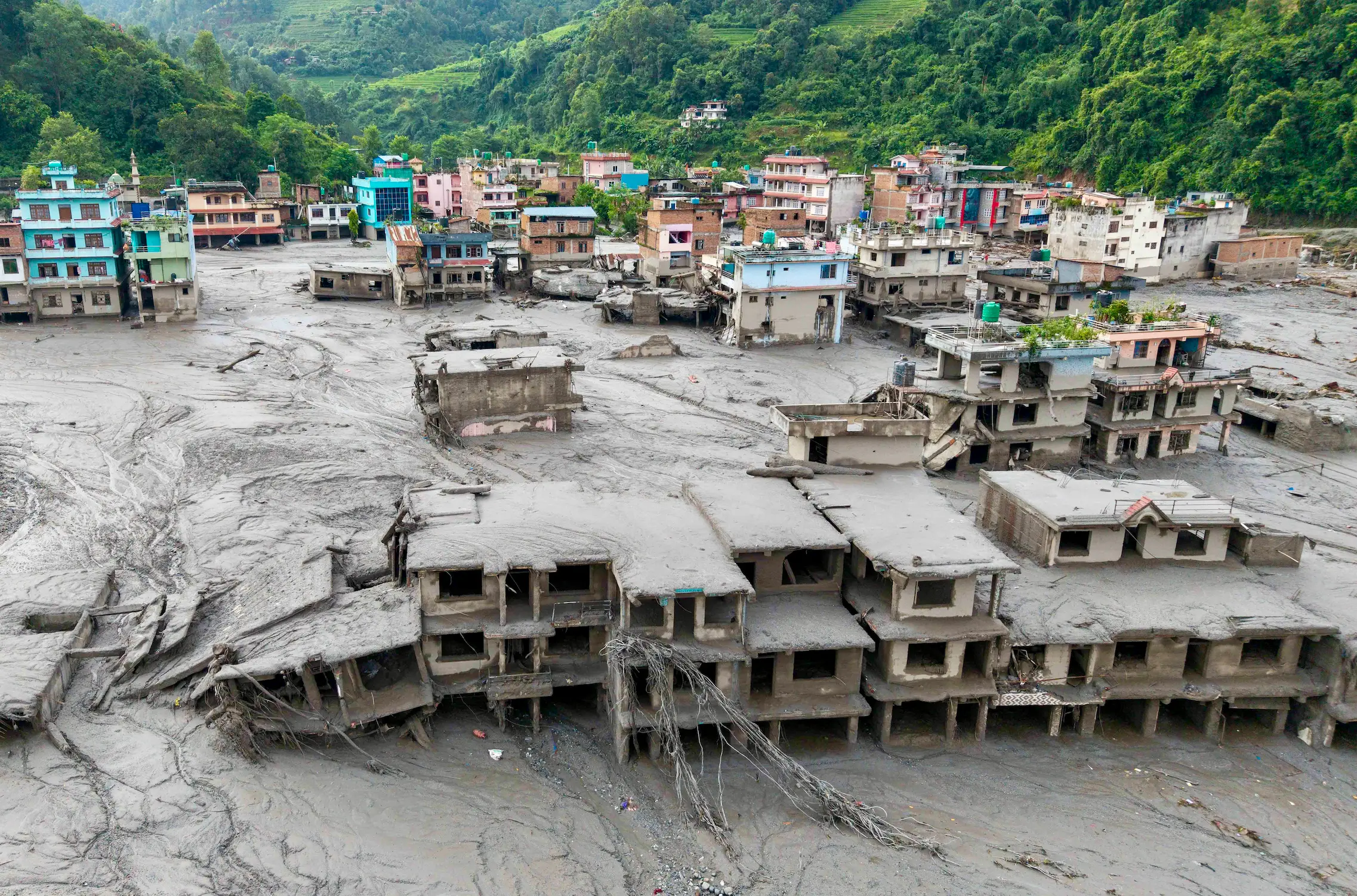 The death toll in Nepal stands at 700 (Prabin RANABHAT / AFP via Getty Images)