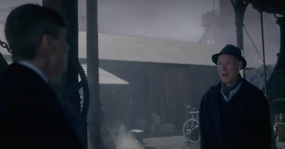 Curly looked totally different in this scene. (