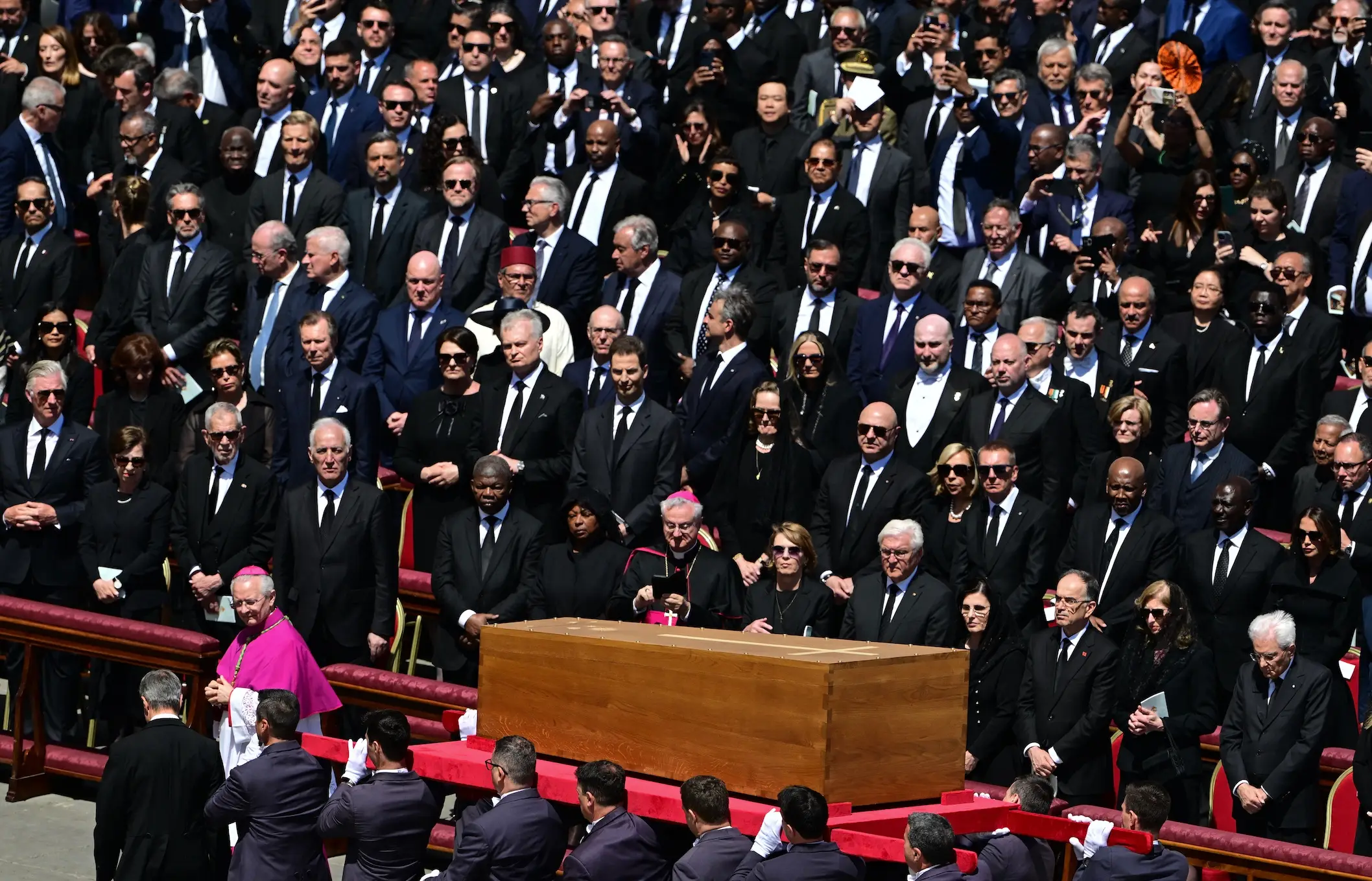 A wider picture revealed that a number of people had also worn blue suits (TIZIANA FABI/AFP via Getty Images)