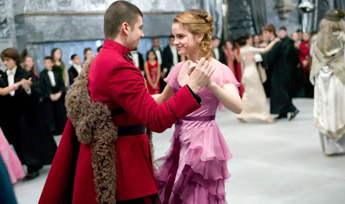 Hermione schools Viktor how to say her name in the Goblet of Fire book. (Warner Bros. Pictures)