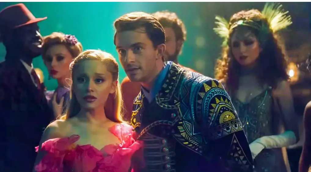 One of the Wicked writers has revealed that a 'passionate' scene between Glinda and Fiyero was cut (Universal)