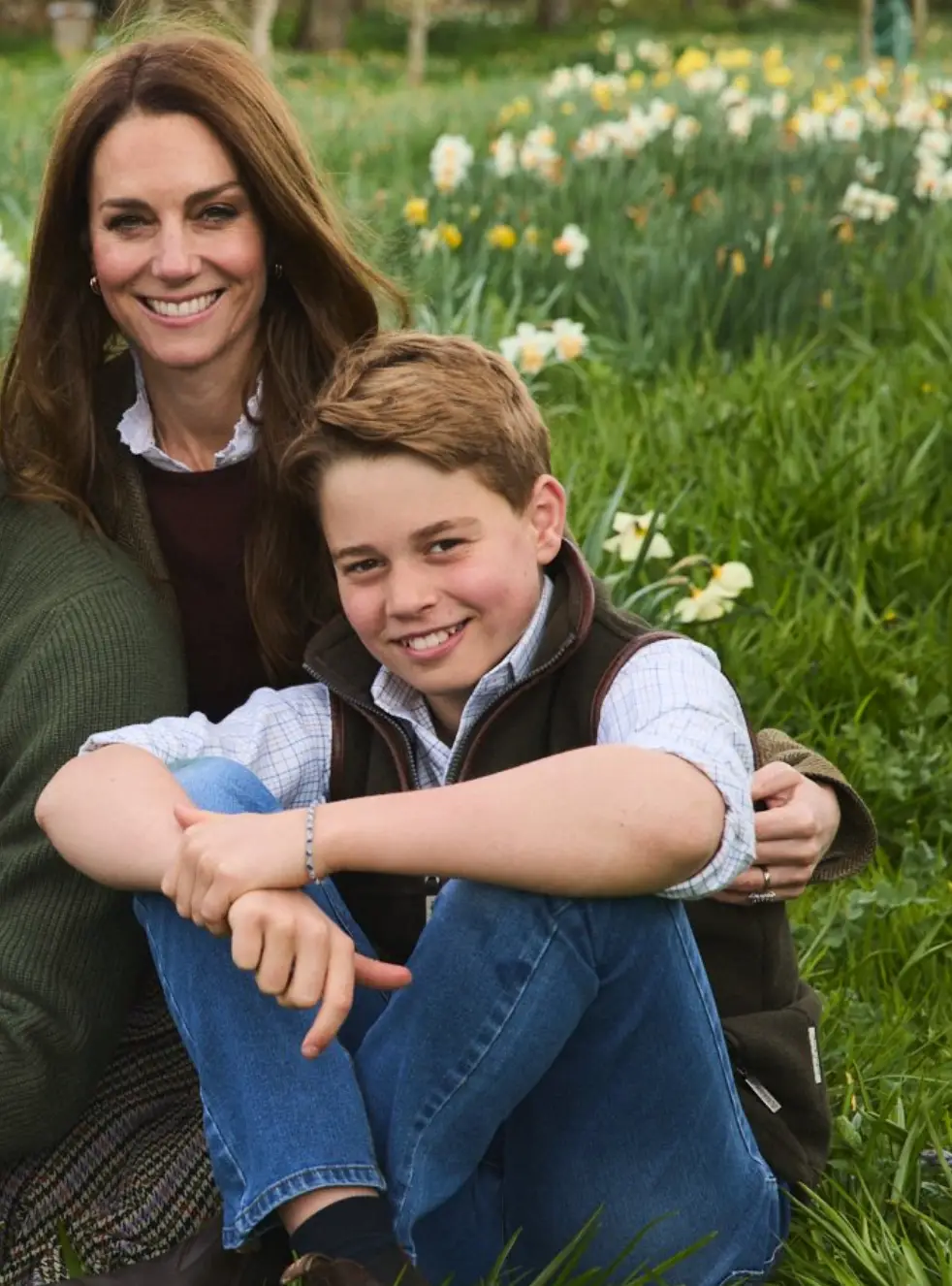 Social media users shared their theories over the newly-released royal image (X/@KensingtonRoyal)