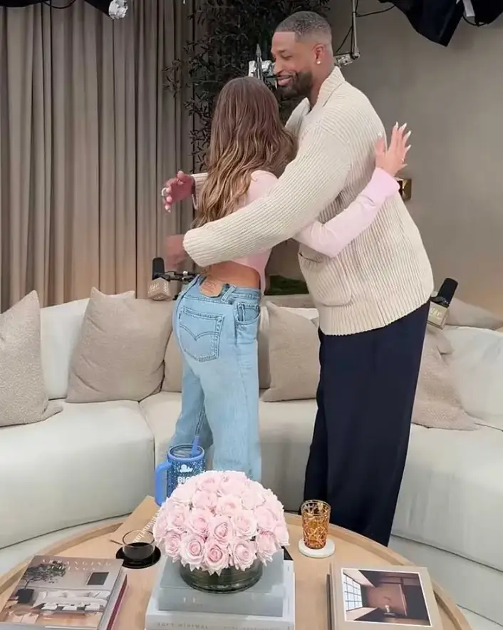 Khloé invited Tristan to be a guest on her show (Khloe in Wonderland/YouTube)
