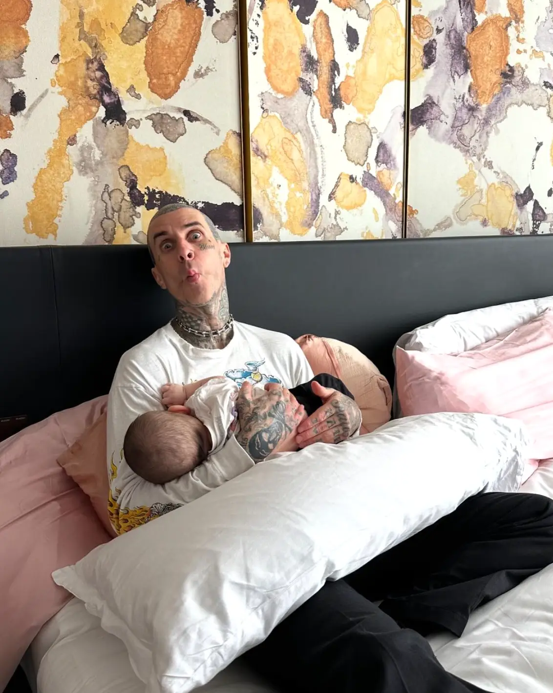 Kourtney seemingly neglected Scott in her Father's Day shoutout. (Instagram/@kourtneykardashian)