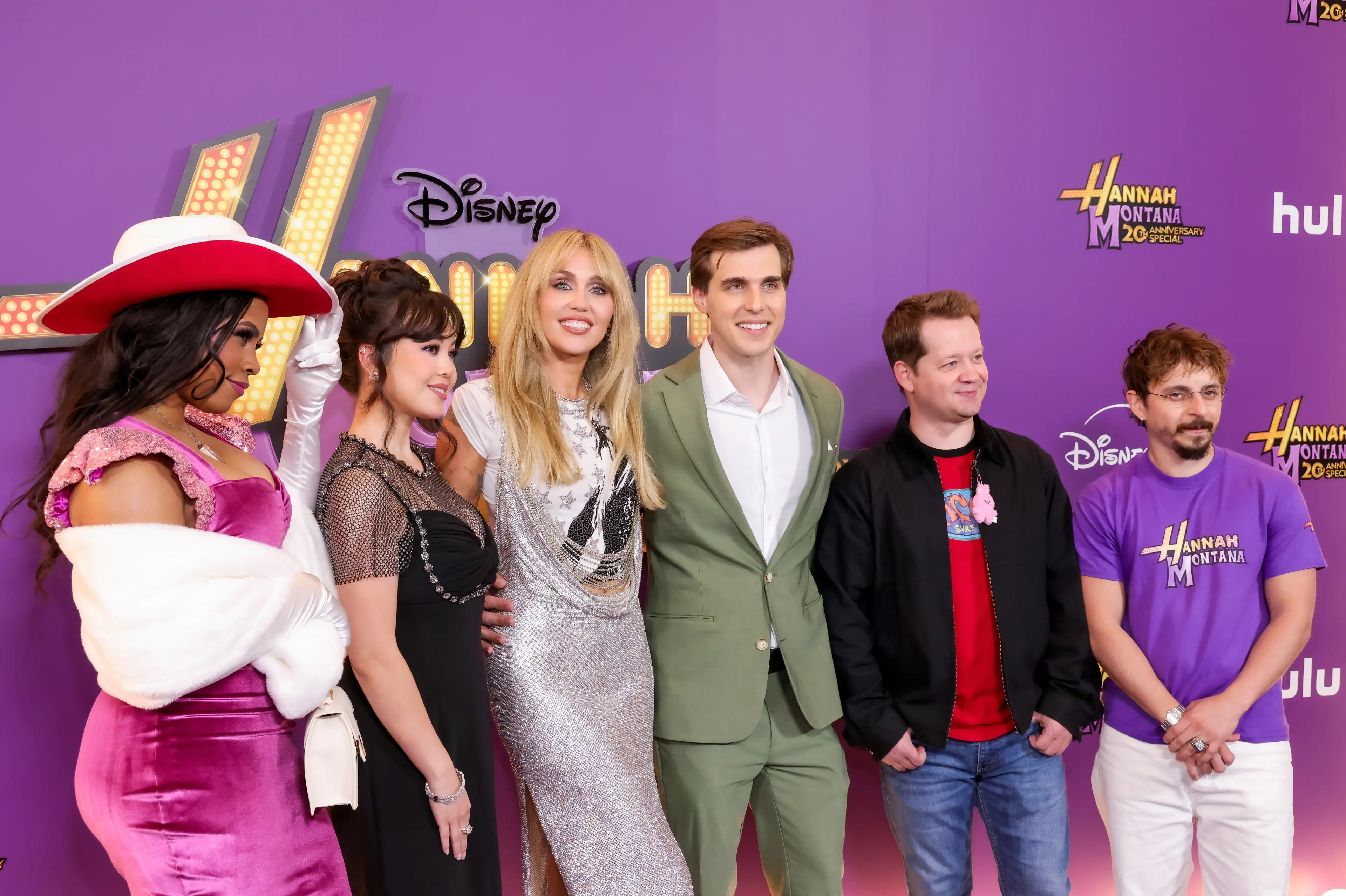 Miley promoted the show with several of her co-stars (Julian Hamilton/FilmMagic)