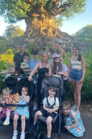 Sue and Noel have 22 children.