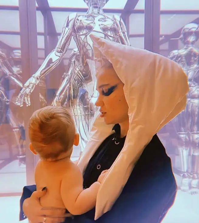 She explained how she hasn't seen one of her children for five months (Instagram/grimes)