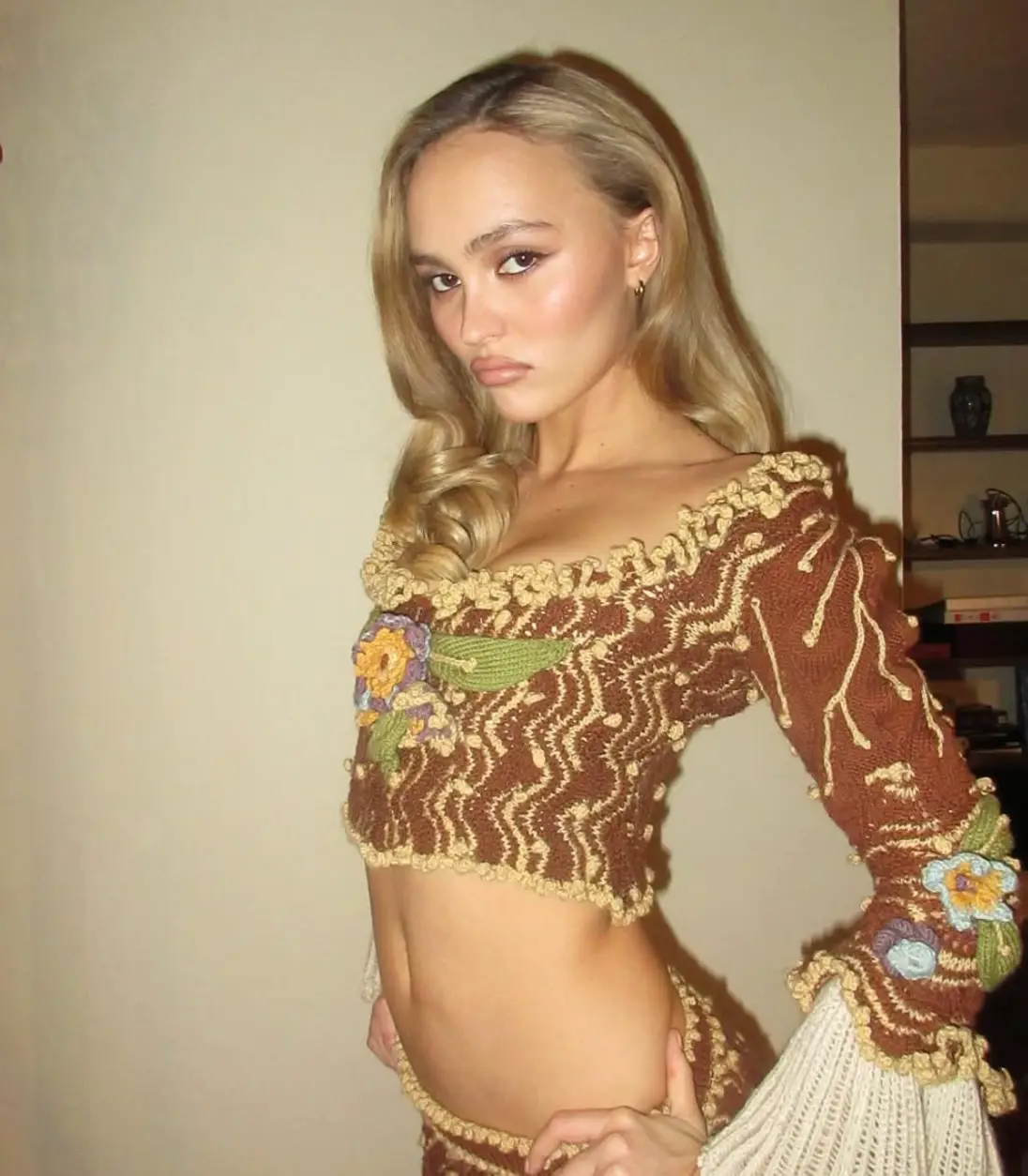 Lily-Rose Depp and other celebrities have been using the Gen Z 'Platypus Pout' in selfies and on the red carpet (Instagram/@lilyrose_depp)