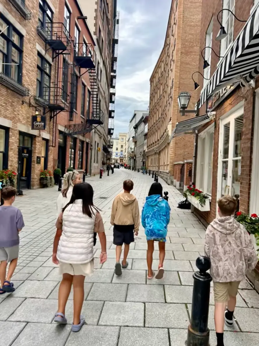The six children were fatally shot (TikTok/@mandykarolk)